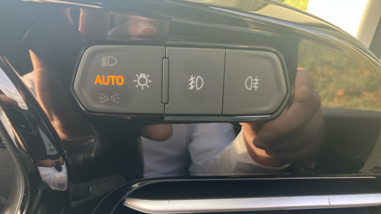 Ford Transit Connect 250 L2 Petrol 1.5 EcoBoost PHEV 150 Limited Van Auto